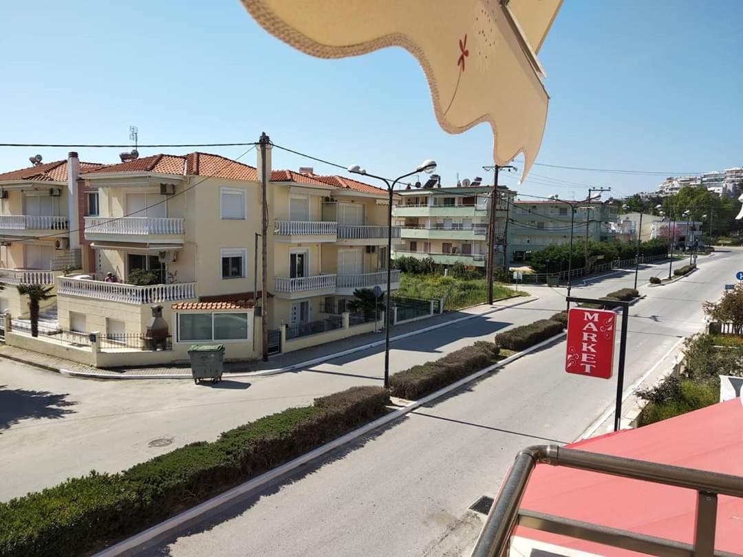 Myrsini'S Sea View Apartment Nea Peramos  Exterior photo
